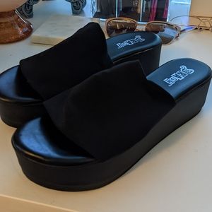 Black platform sandals